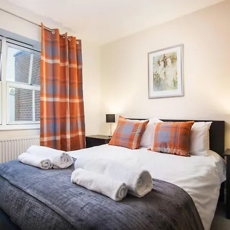Апартаменты Bright 1Bed Apt Between City Centre / Ashton Gate *